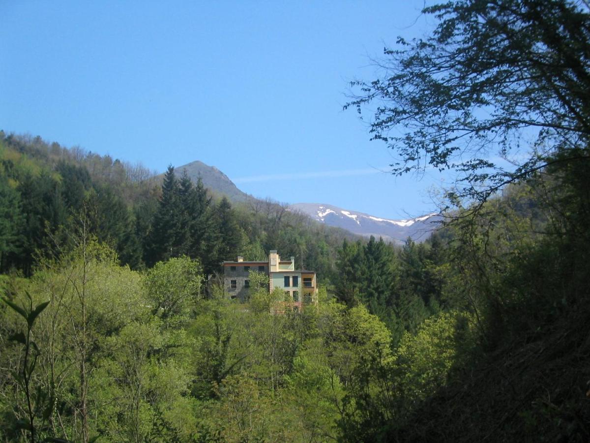 Il Bosco Di Campo Marzano Garden Apartments Borzonasca Exteriör bild