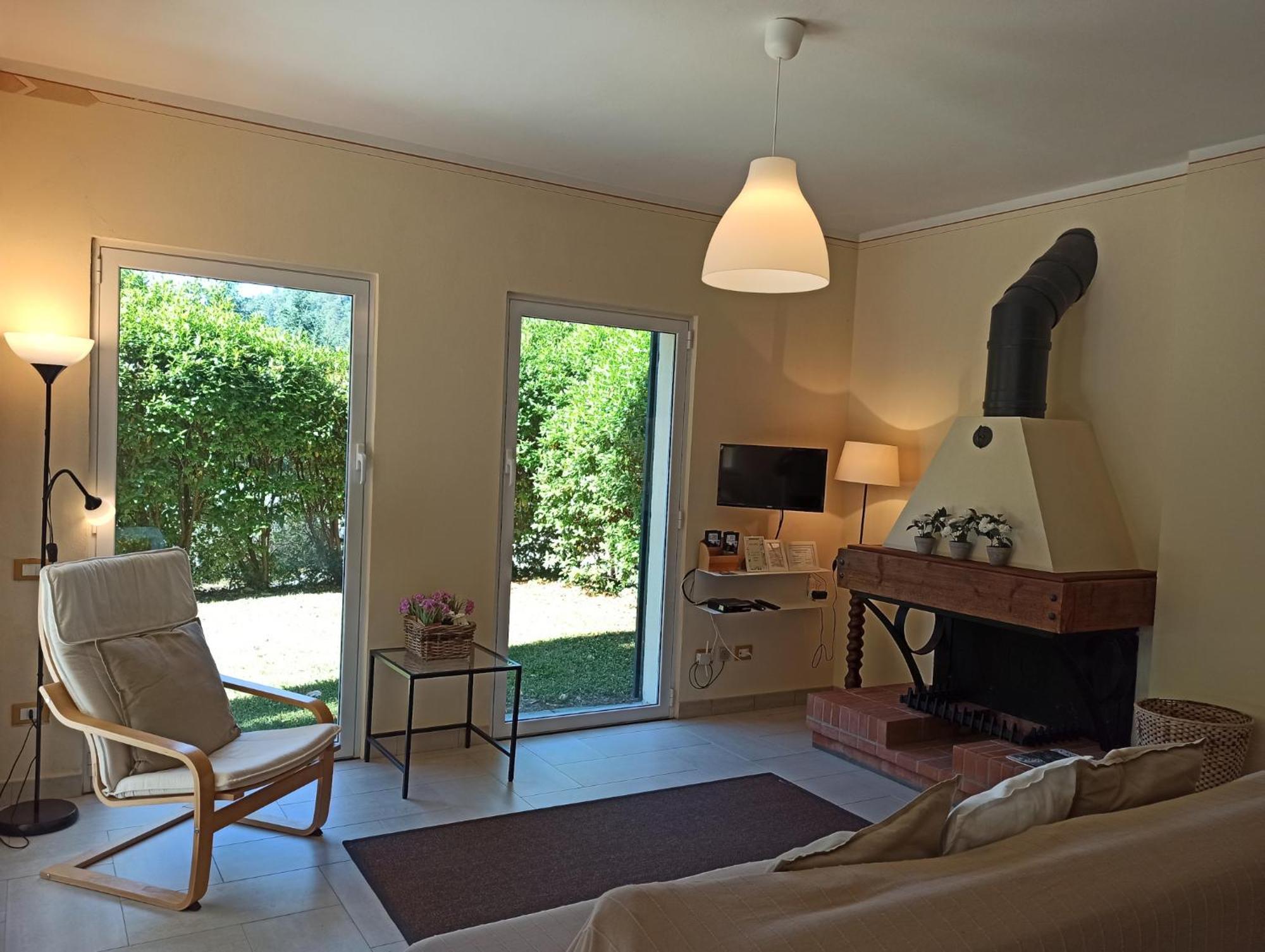 Il Bosco Di Campo Marzano Garden Apartments Borzonasca Rum bild